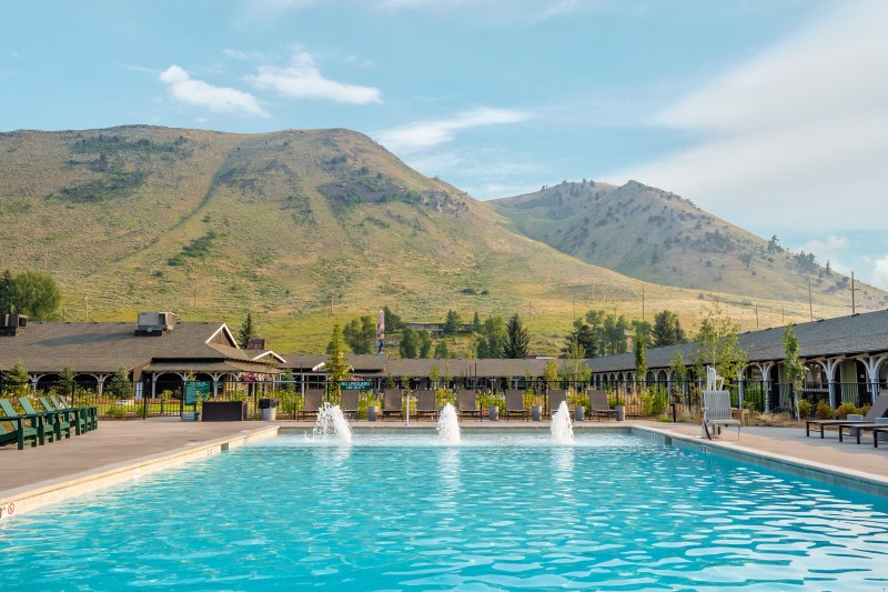 Dog Friendly Lodging Jackson Wy